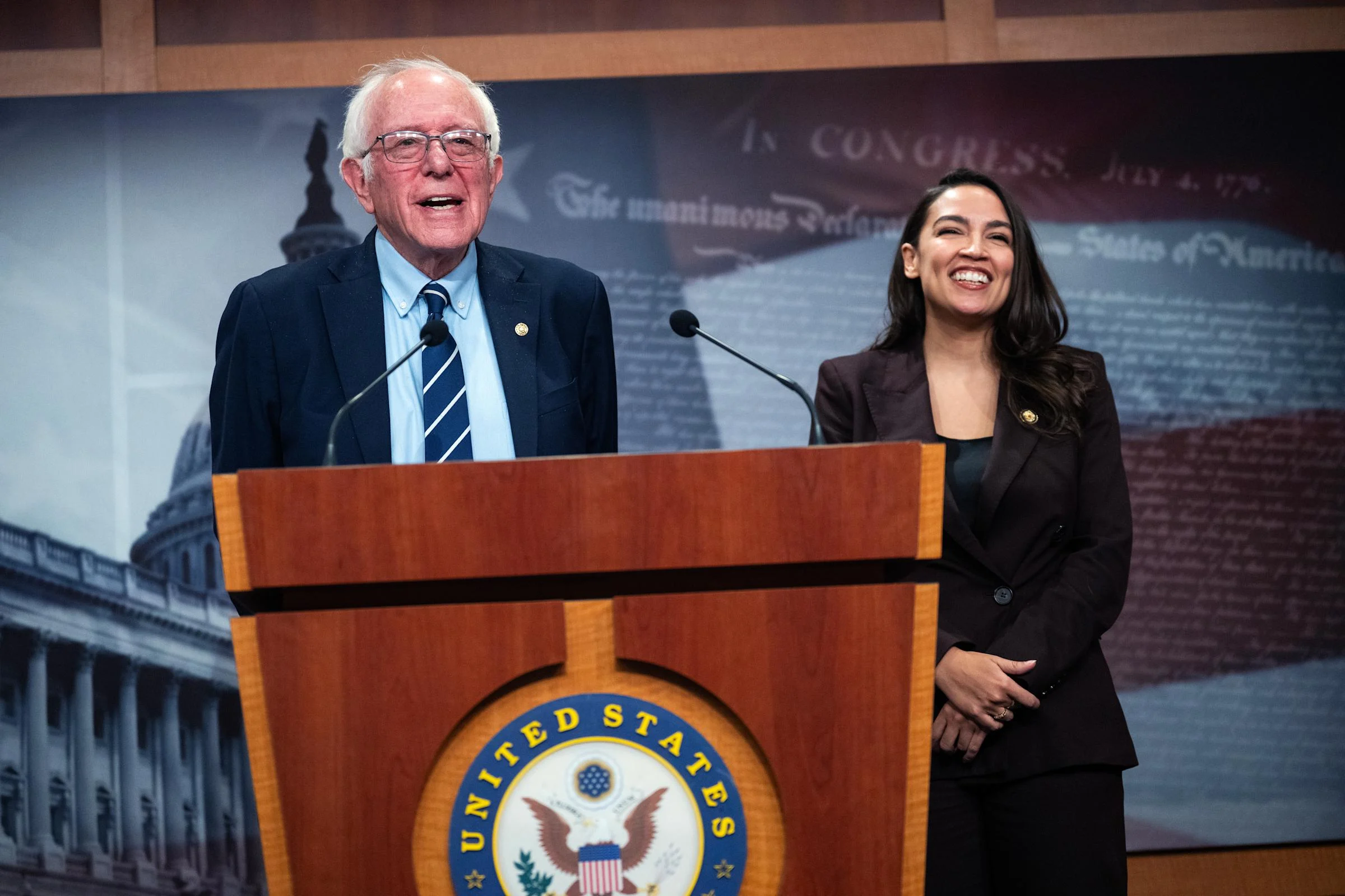 Sanders and AOC New Bill Would Ban All New AI Data Center Construction in the US