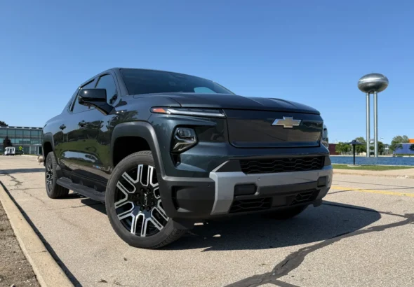 silverado-ev-front-quarter